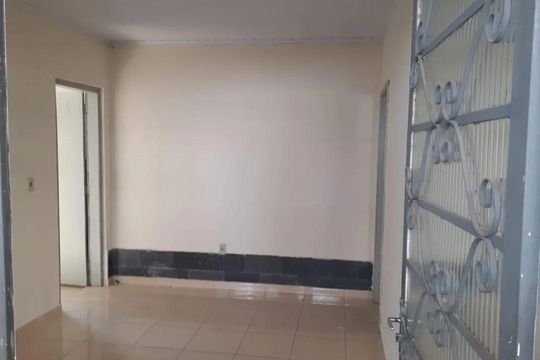 Sala de casa para alugar com 2 quartos, 52m² em Goiânia, Belo Horizonte