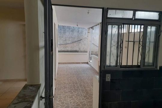 Cozinha de casa para alugar com 2 quartos, 52m² em Goiânia, Belo Horizonte