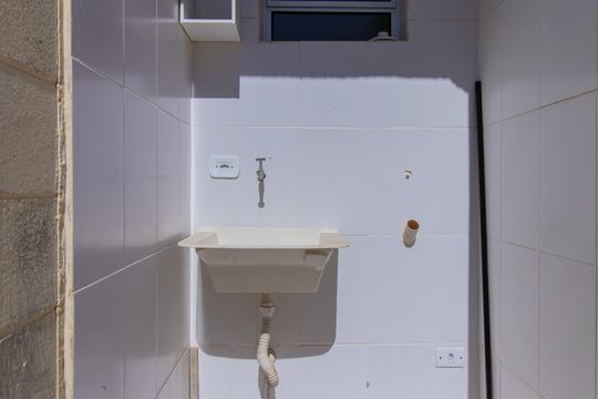Área de Serviço de casa de condomínio para alugar com 2 quartos, 56m² em Chácara Ondas Verdes, Cotia