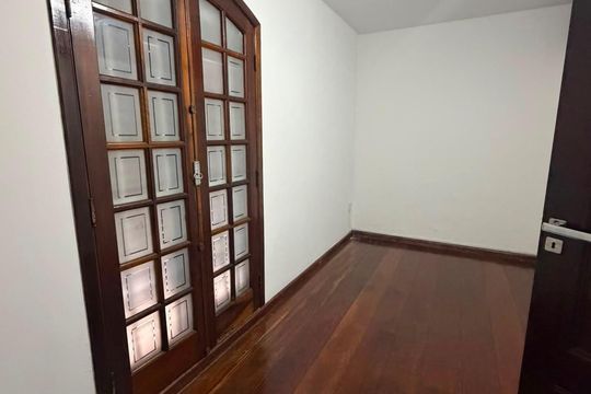 Casa para alugar com 3 quartos, 150m² em Cidade São Francisco, São Paulo
