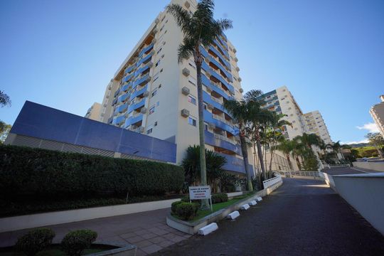 Área externa de apartamento para alugar com 3 quartos, 85m² em Itacorubi, Florianópolis