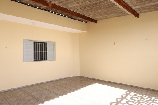 Varanda de casa para alugar com 4 quartos, 110m² em Jardim das Camelias, São Paulo