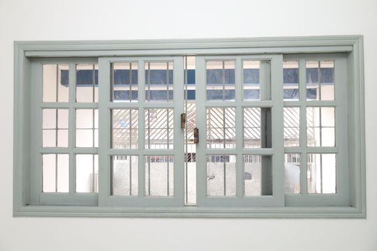 Sala de casa para alugar com 4 quartos, 110m² em Jardim das Camelias, São Paulo