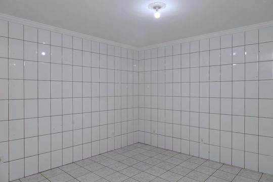 Cozinha de casa para alugar com 4 quartos, 110m² em Jardim das Camelias, São Paulo