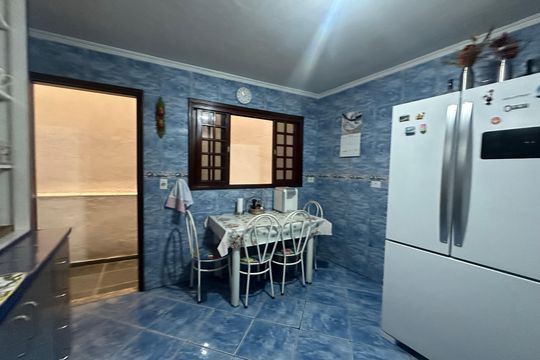 Cozinha de casa à venda com 4 quartos, 233m² em Parque dos Camargos, Barueri