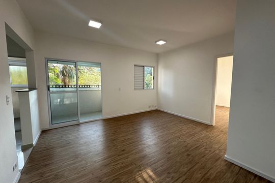 Apartamento para alugar com 1 quarto, 54m² em Jardim Maria Helena, Barueri