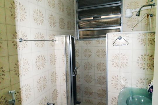 Banheiro social de casa para alugar com 2 quartos, 77m² em Penha, Rio de Janeiro