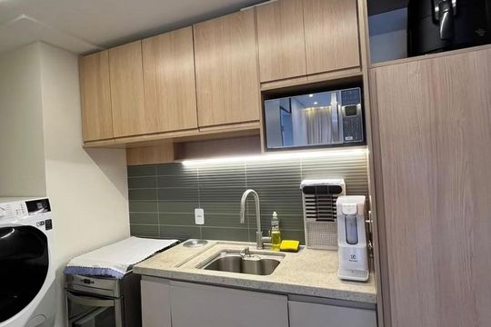Cozinha de apartamento para alugar com 2 quartos, 100m² em Butantã, São Paulo