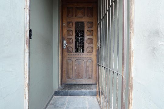 Entrada de casa para alugar com 3 quartos, 140m² em Vila Mariana, São Paulo