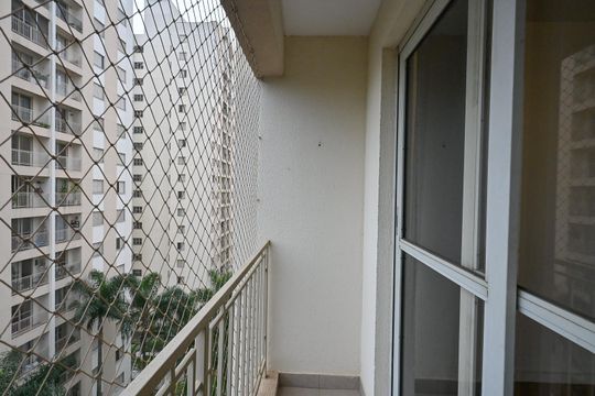 Varanda de apartamento para alugar com 3 quartos, 65m² em Vila Morumbi, São Paulo