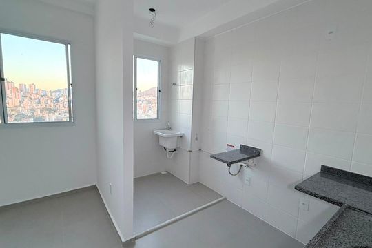 Cozinha de apartamento à venda com 2 quartos, 47m² em Palmeiras, Belo Horizonte