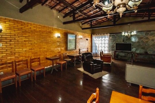 Casa à venda com 3 quartos, 10000m² em Pampulha, Belo Horizonte