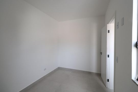 Quarto de apartamento à venda com 1 quarto, 35m² em Vila Santa Isabel, São Paulo