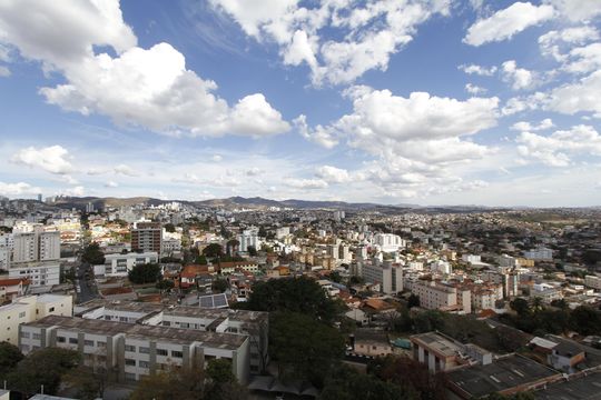 Vista de apartamento para alugar com 3 quartos, 78m² em Nova Suíça, Belo Horizonte
