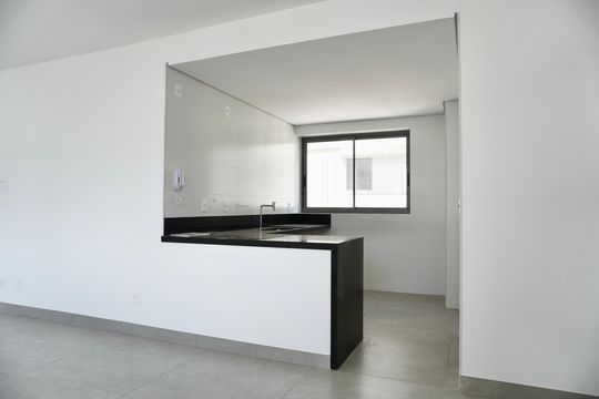 Cozinha  de apartamento à venda com 3 quartos, 110m² em Funcionários, Belo Horizonte