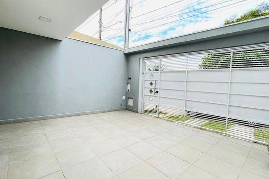 Garagem de casa para alugar com 3 quartos, 224m² em Água Espraiada, Cotia