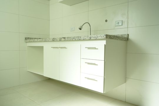 Cozinha e Área de Serviço de apartamento à venda com 2 quartos, 40m² em Vila Santa Isabel, São Paulo