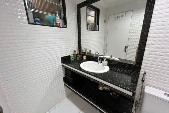 Banheiro de apartamento para alugar com 2 quartos, 72m² em Recreio dos Bandeirantes, Rio de Janeiro