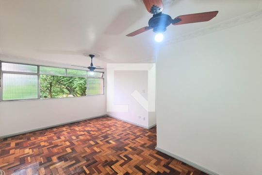 Sala de apartamento para alugar com 3 quartos, 70m² em Engenho da Rainha, Rio de Janeiro