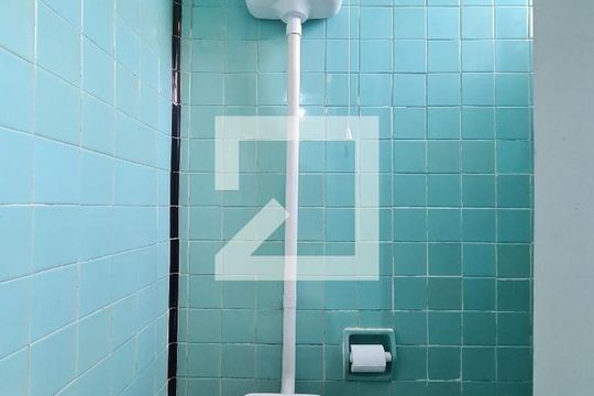 Banheiro de apartamento para alugar com 3 quartos, 70m² em Engenho da Rainha, Rio de Janeiro