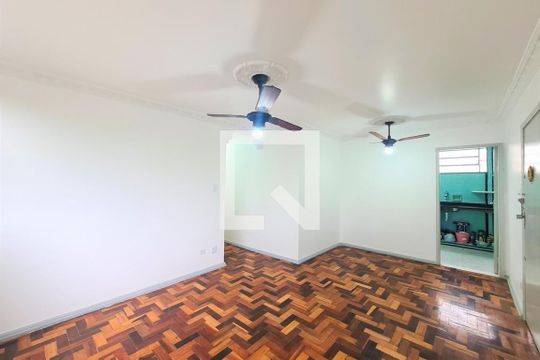 Sala de apartamento para alugar com 3 quartos, 70m² em Engenho da Rainha, Rio de Janeiro