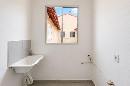 Área de serviço de apartamento para alugar com 2 quartos, 50m² em Colinas de Indaiatuba, Indaiatuba