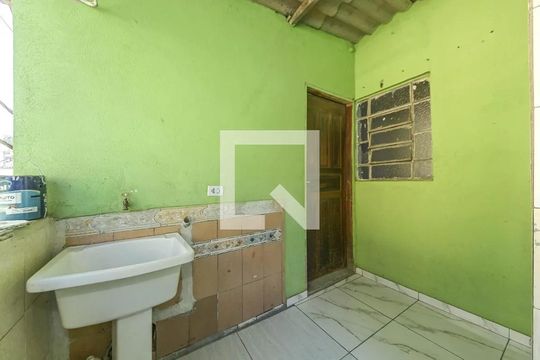 Área de serviço de casa para alugar com 1 quarto, 35m² em Vila Maracana, São Paulo