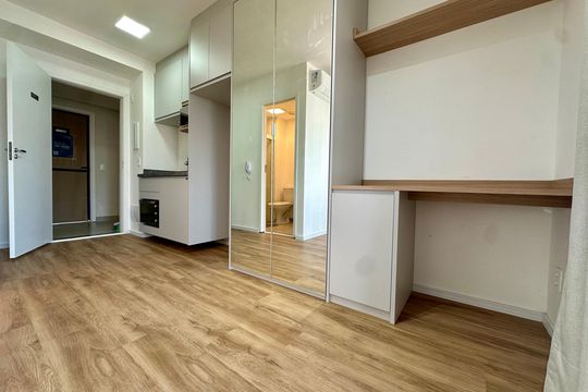 Kitnet/Studio para alugar com 1 quarto, 24m² em Jardim das Acacias, São Paulo