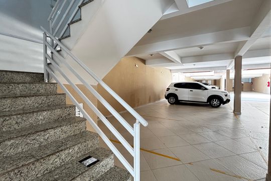 Garagem de apartamento à venda com 2 quartos, 56m² em Vila Valparaíso, Santo André