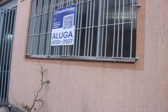 Placa de casa para alugar com 3 quartos, 100m² em Olímpico, São Caetano do Sul