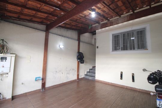 Casa à venda com 3 quartos, 80m² em Vila Marari, São Paulo