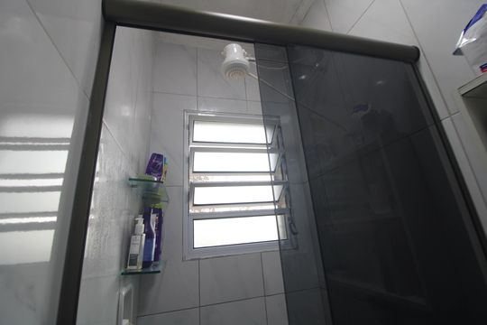 Casa à venda com 3 quartos, 80m² em Vila Marari, São Paulo