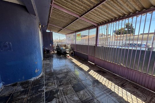 Garagem de casa à venda com 2 quartos, 150m² em Recanto das Emas, Brasília