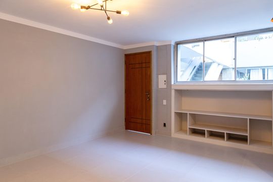 Sala de apartamento para alugar com 3 quartos, 70m² em Parque Cecap, Guarulhos