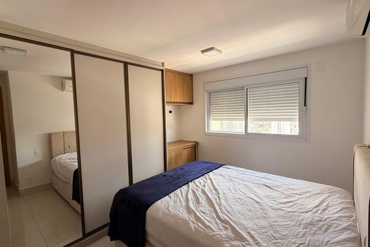 Suíte de apartamento para alugar com 2 quartos, 65m² em Setor Bueno, Goiânia