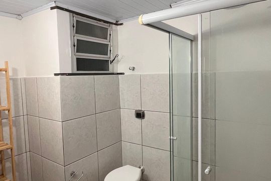 Banheiro de apartamento para alugar com 3 quartos, 80m² em Centro Histórico, Porto Alegre
