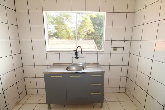 Cozinha de casa para alugar com 2 quartos, 46m² em Jardim Valparaiba, São José dos Campos