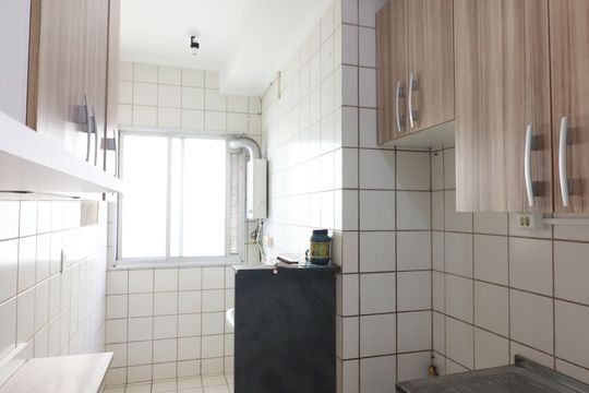 Cozinha/Área de serviço de apartamento para alugar com 2 quartos, 66m² em Ferrazópolis, São Bernardo do Campo