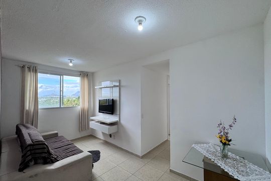 Sala de apartamento para alugar com 2 quartos, 45m² em Vargem Grande, Rio de Janeiro