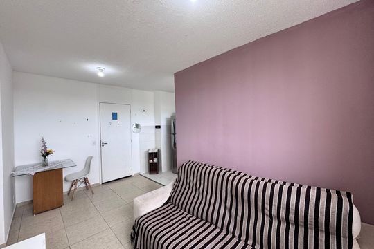 Sala de apartamento para alugar com 2 quartos, 45m² em Vargem Grande, Rio de Janeiro