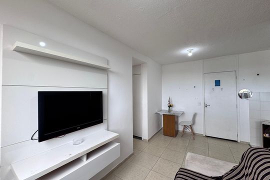 Sala de apartamento para alugar com 2 quartos, 45m² em Vargem Grande, Rio de Janeiro