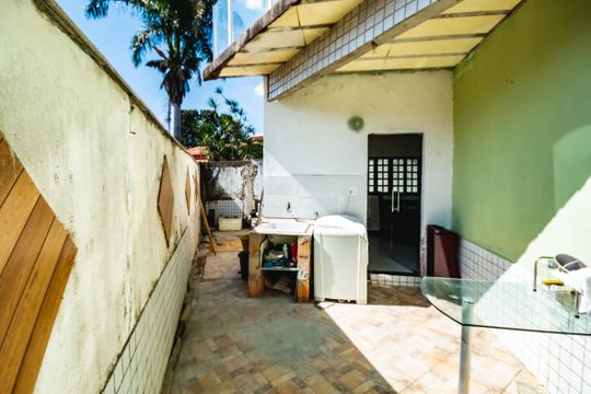Área de Serviço de casa à venda com 3 quartos, 250m² em Trevo, Belo Horizonte