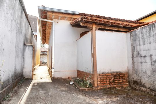 Garagem de casa para alugar com 3 quartos, 70m² em Jardim Canada, Nova Lima