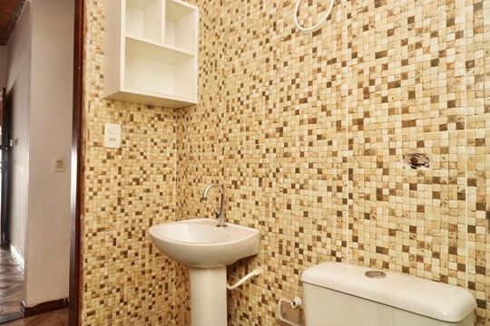 Banheiro de casa para alugar com 2 quartos, 70m² em Jardim Canada, Nova Lima