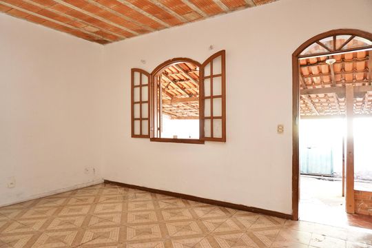 Sala  de casa para alugar com 2 quartos, 80m² em Jardim Canada, Nova Lima