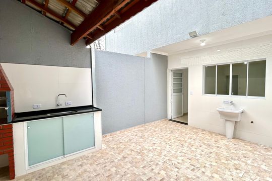 Área de Serviço de casa para alugar com 3 quartos, 145m² em Jardim Presidente Dutra, Guarulhos