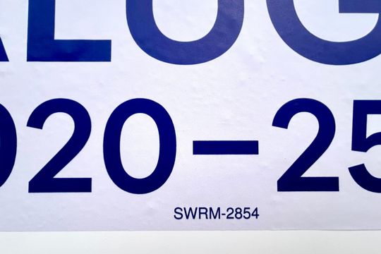 Código da placa SWRM-2854 de casa para alugar com 3 quartos, 145m² em Jardim Presidente Dutra, Guarulhos