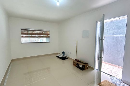 Sala de casa para alugar com 3 quartos, 145m² em Jardim Presidente Dutra, Guarulhos