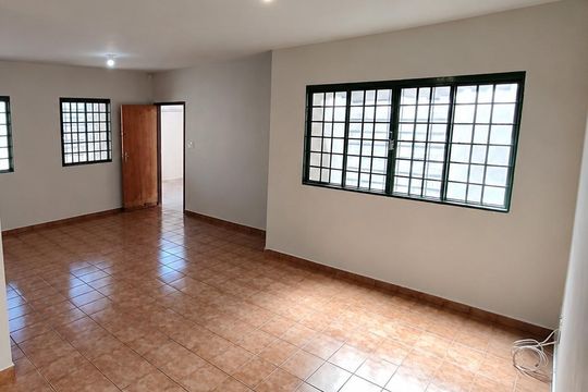 Casa para alugar com 3 quartos, 115m² em Jardim Karaíba, Uberlândia