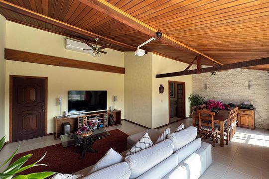Sala de apartamento para alugar com 3 quartos, 254m² em Recreio dos Bandeirantes, Rio de Janeiro